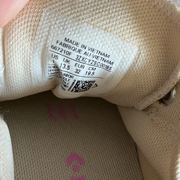 Converse Chuck Taylor Gray and Floral Low Top Girls size 1 Sneakers - Picture 8 of 9